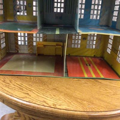 Large Vintage Metal Doll House With Lots of Doll Furniture