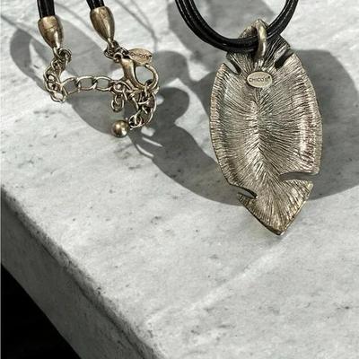 Chico's Enamel Leaf Choker Lagenlook Necklace