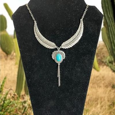 Western Silver-tone Feather & Howlite Necklace