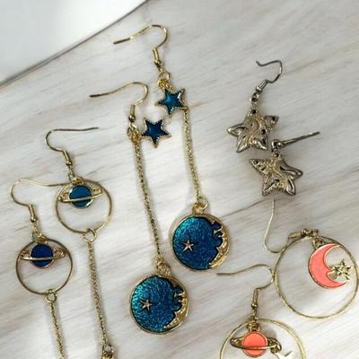 Out of this world earring bundle!!