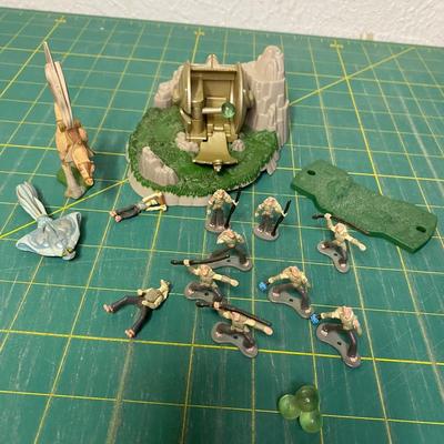 Star Wars Micro Machine Gungan Assault + Collection 5 Gungan Figures + Gungan Sub Bongo