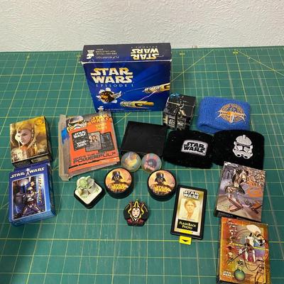 Star Wars Game Toy and Puzzle Lot