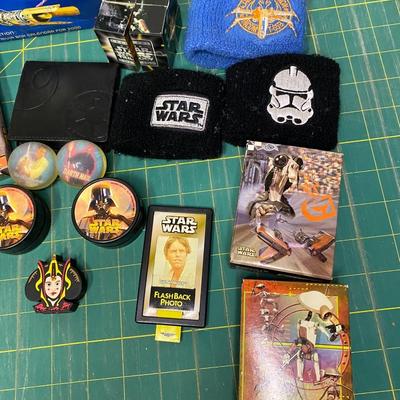 Star Wars Game Toy and Puzzle Lot