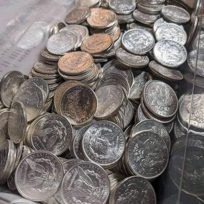 103 Mixed Date BU Morgan Silver Dollar lot
