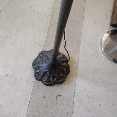 Tiffany Style Shade Floor Lamp