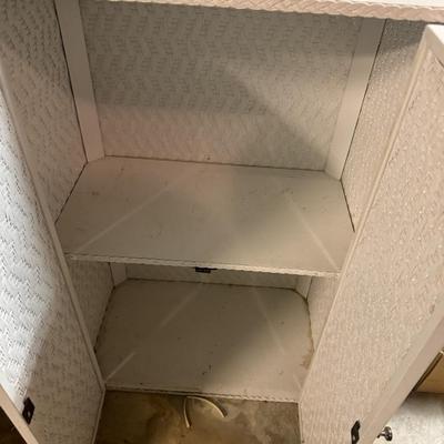 Storage cabinet