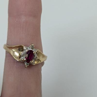14k Gold Ring With Stone
