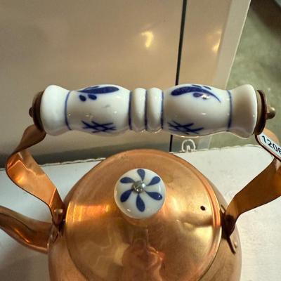 Copper teapot with porcelain handle