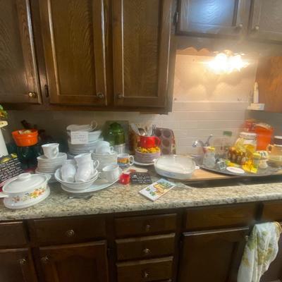 Lot 3: Kitchen Sink Area Selection