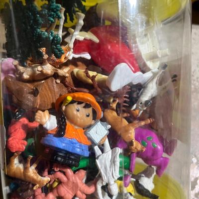 Vintage Kids Toys Lot - Snoopy, Barney, Elmo