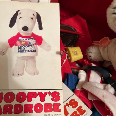 Vintage Kids Toys Lot - Snoopy, Barney, Elmo