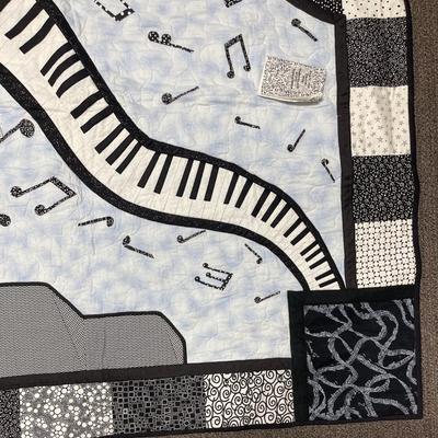 Quilt: Impressions in Black and White
