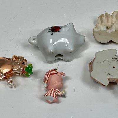 Pig Lot - Framed pint, Framed Cross-stitch, wood puzzle, glass figurines. ceramic figurines etc
