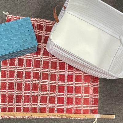 Misc Household Lot - square mat and 2 storage containers