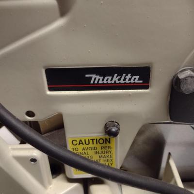Makita 10" Miter Saw- In Working Condition