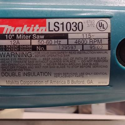 Makita 10" Miter Saw- In Working Condition