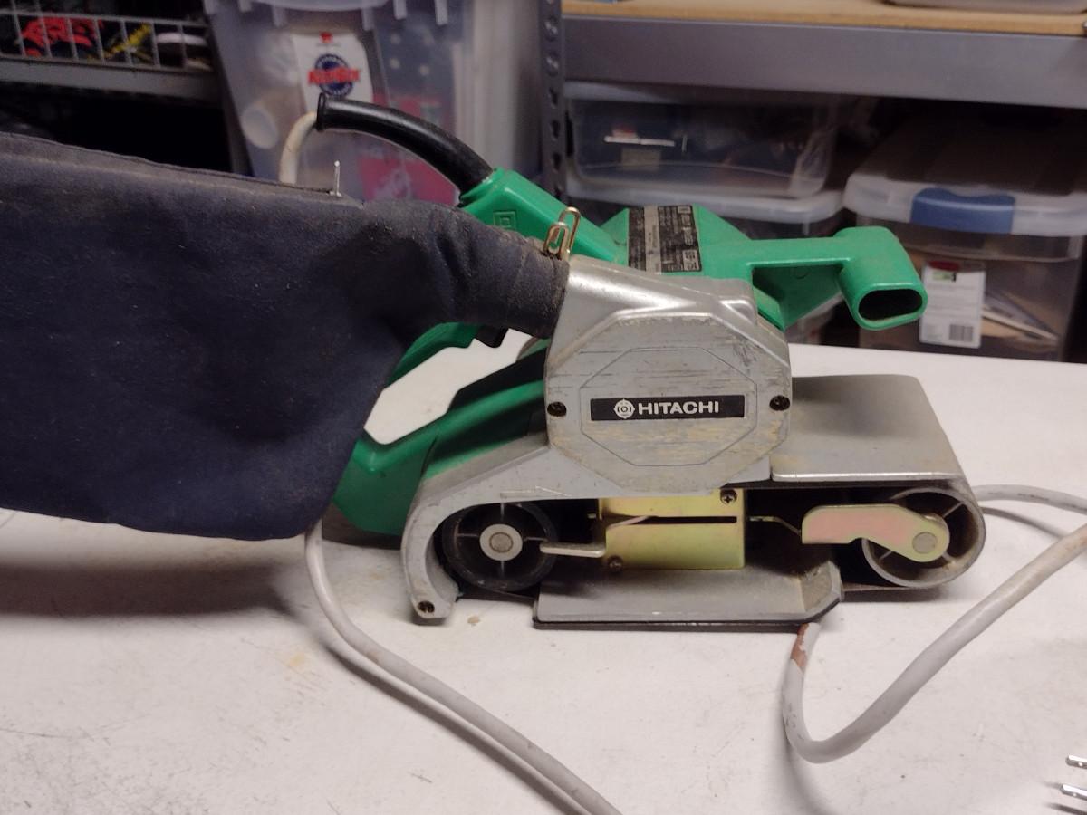 Hitachi sb75 belt sander deals