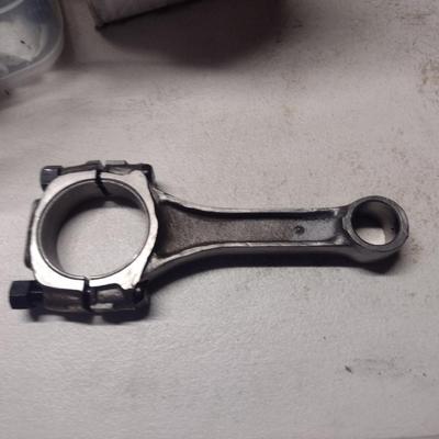 Automotive Connecting Rods (#12)