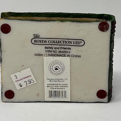 Boyds Village Accessories- Trees, Books, Fences