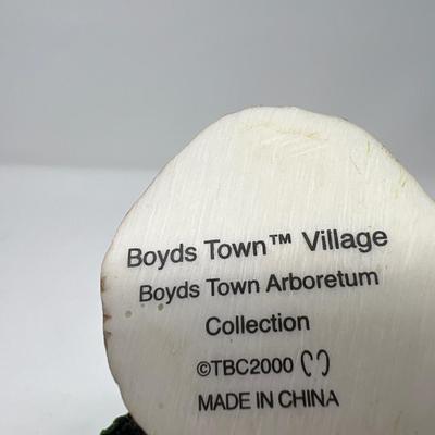 Boyds Village Accessories- Trees, Books, Fences