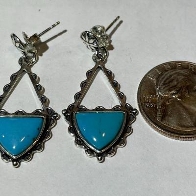 Carolyn Pollack/Relios Sterling Silver .925 Silver Turquoise Dangle Earrings in New Never Used Condition.