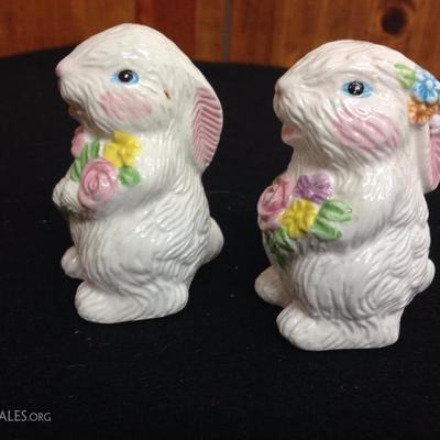 Easter Bunny Deviled Egg Tray with Matching Salt Pepper Shakers