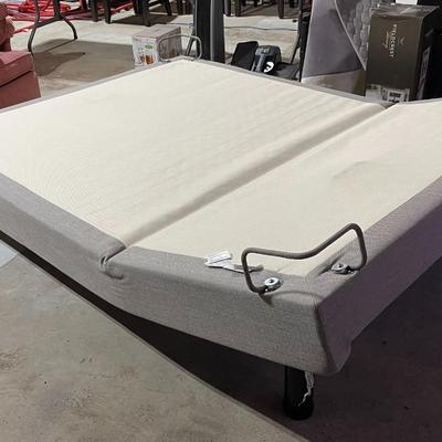 LIFT BED w/Comfort King Mattress. Reverie 5D Adjustable Foundation w/remote, ComfortKing Mattress