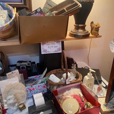 Lot 12: Office Selection