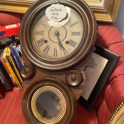 Lot 13: Office / Art, Vintage clock & More
