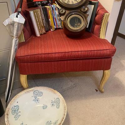 Lot 13: Office / Art, Vintage clock & More