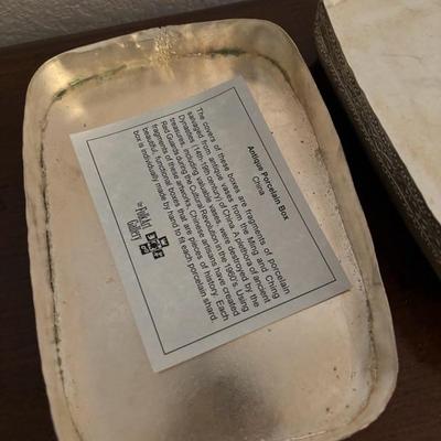 Lot 43 - Large Silver Box with Antique Chinese Porcelain Top