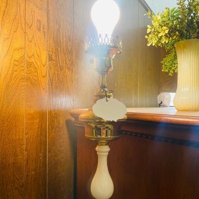 Lot 23: Entertainment Center, Art, MCM lamp & More