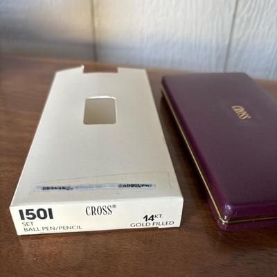 Lot 40 - Cross Pen and Pencil Set 14k gold filled Monogrammed