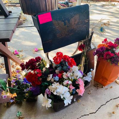 Lot 31: Patio Selection