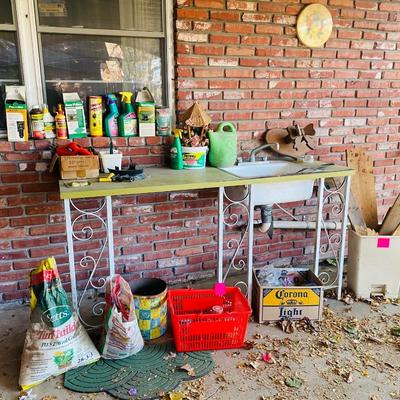 Lot 31: Patio Selection