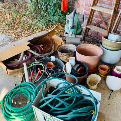 Lot 32: More Patio Tools