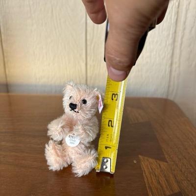 Lot 37 - Mini Steiff Club Bear 2003