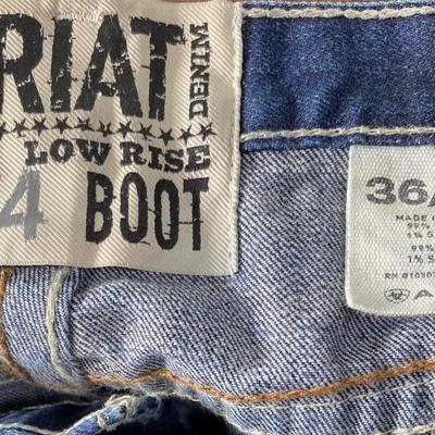 Arias denim jeans, M4 low rise boot. 36/34
