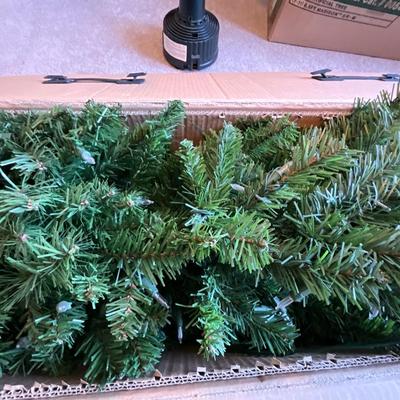 Christmas tree, 6.5ft with led lights