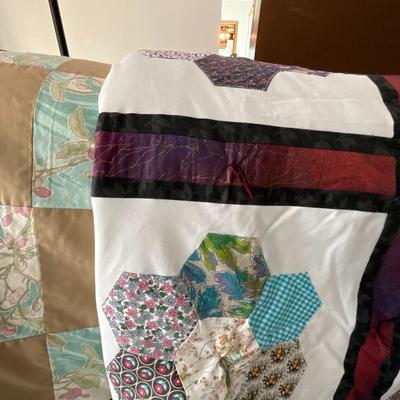 Handmade quilts, full size