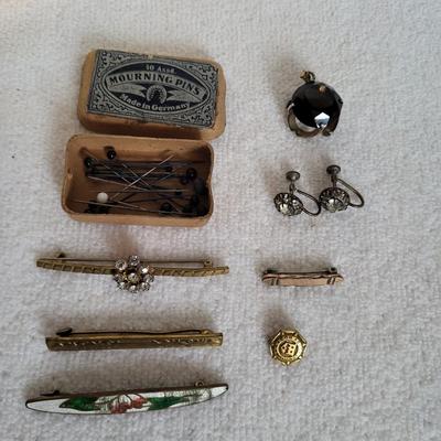 GERMAN MOURNING PINS, BROOCHES & PINS PLUS SLOVAK EARRINGS