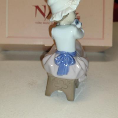 Nao by Lladro Porcelain Figurine- 'A Big Hug' (#1)