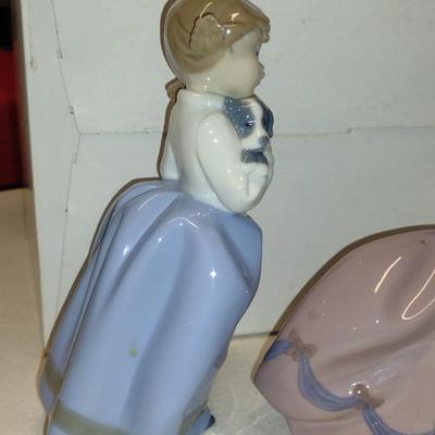 Pair of Nao by Lladro Porcelain Figurine- 'Girl with Sleepy Puppy' and 'Spring Breeze' (#8)