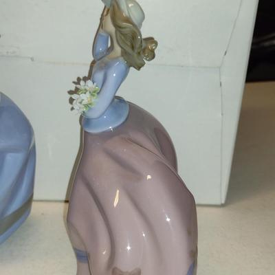 Pair of Nao by Lladro Porcelain Figurine- 'Girl with Sleepy Puppy' and 'Spring Breeze' (#8)