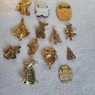 HOLIDAY BROOCHES