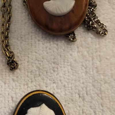 CAMEO BROOCHES AND 2 NECKLACES