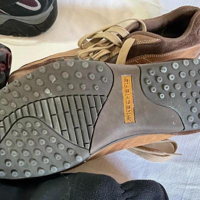 Merrell Vibram hiking boots 12, Sketchers 12, gloves