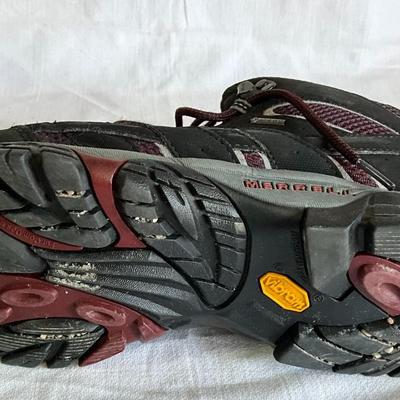 Merrell Vibram hiking boots 12, Sketchers 12, gloves
