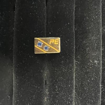 Stamped and Tested 14K Gold Pin with Sapphires [2.0g]