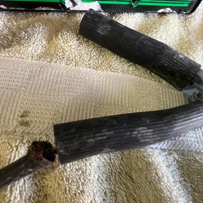 Schumacher Battery Charger, clamp needs work